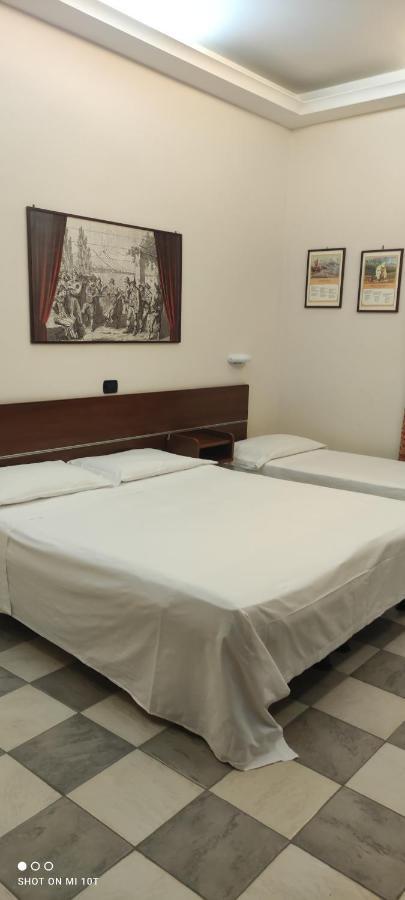 Hotel Luna Rossa Неаполь Экстерьер фото